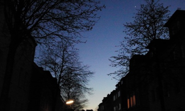 Abendblau.